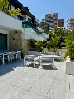 Luxury Beachfront Villa with Private Pool by Leo Apartments - Benidorm - 9
