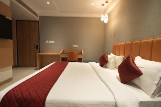 Hotel Cachet - 1