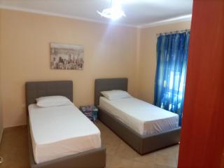 Salis Home - Polisi i Vogël - 7
