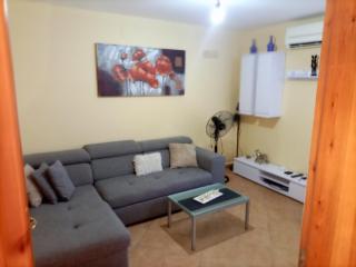Salis Home - Polisi i Vogël - 1