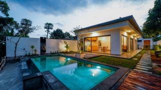 Casa de River Nyanyi - 2BR Villa Private Pool with River and Jungle View - Munggu - 0