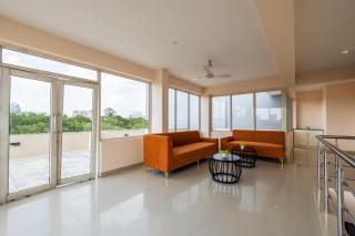 Limewood stay premier golf course road -sector 42 - 1