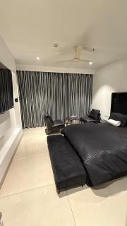 The Classic Contrast Black & White HighRise Studio - Gurgaon - 0