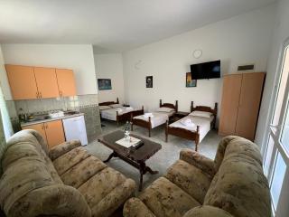 Apartmani Zlatičanin - Sutomore - 3