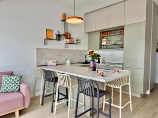 Meridian Bratislava - Stylish Brand New Apartment in the City Center & Free Garage Parking - Bratislava - 0