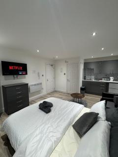 Restoa Stay Modern Studio WiFi Parking Ensuite - Neepsend - 4