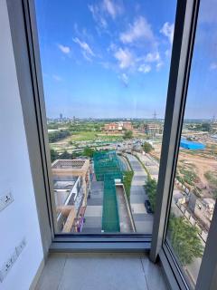 Zebra Luxe Loft Studio with patio - Gurgaon - 5