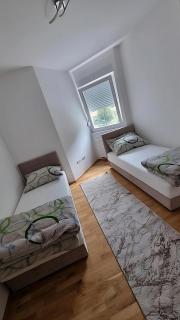 Pyramid Lux Apartment - Visoko - 1