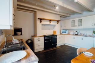 The Manor House - Uk6741 - Lydstep - 2