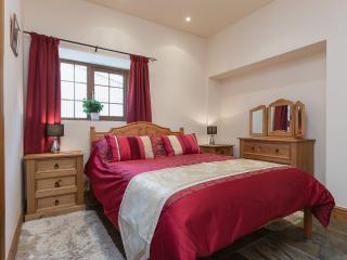 Yr Hen Stabl - Tregaron - 2
