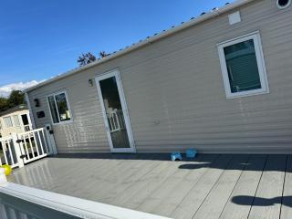 Tattershall caravan with private hot tub - Moffat - 1