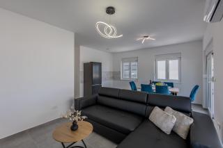Villa Rafael Apartments - - 5