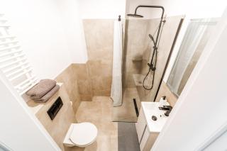 Jasna i funkcjonalna kawalerka - Centrum - 3