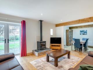 Mylos Cottage - - 8