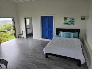 WindBlow Villa - Belmont - 2
