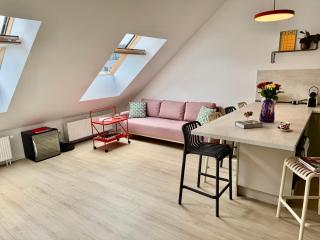 Meridian Bratislava - Stylish Brand New Apartment in the City Center & Free Garage Parking - Bratislava - 6