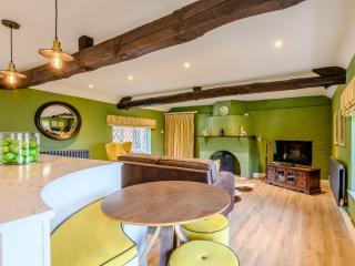 The Apple Store - Uk32623 - Swannington - 5