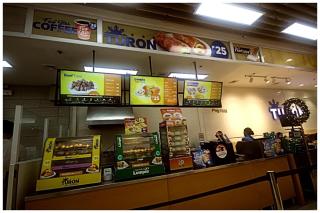 City Best Designer 1BR Makati Fast internet Gym Swim Park 2050 - Manila - 5