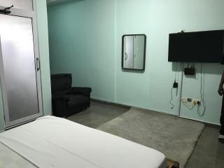 The Royal Hawk Hotel - Kpandu - 6