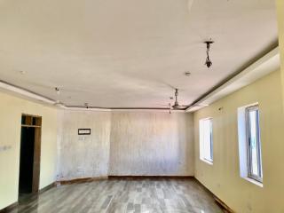 The Royal Hawk Hotel - Kpandu - 5