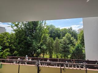 Premium Apartment up to 5p, 15 min to City Center, Tree VIEW, 5 min walk to 2 lakes with attractions, VR Googles, LED FIREPLACE, NEW - Varsovia - 4