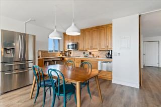 Beautiful Oceanfront Condo - 7