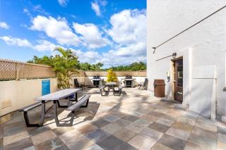 Beautiful Oceanfront Condo - 3