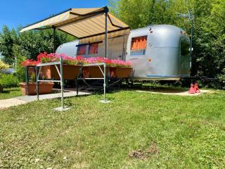 Le Clos de Tanvol - Parking privé GRATUIT- Terrasse Privée - Climatisation - Caravane Airstream - 7