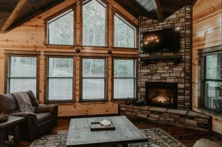 Creek Nest Cabin Hot Tub, Firepit & Lake Life - Broken Bow - 4