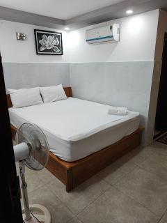 Nhà nghỉ Trúc Ngân - - 0