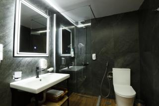 Rest & View Guesthouse - Gjirokastra - 6