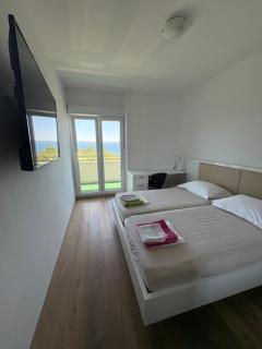 Beautiful place near the sea - Podstrana - 4