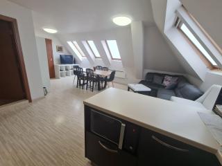 "Skyler" Apt in the Heart of Varna - 8