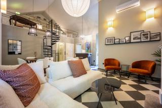 A Majestic Oasis in Keramikos, the Heart of Athens - 6