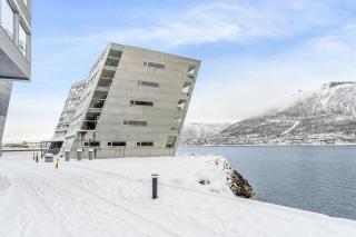 Central waterfront apartment - Tromsø - 7