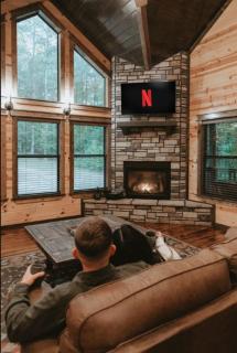 Creek Nest Cabin Hot Tub, Firepit & Lake Life - 5