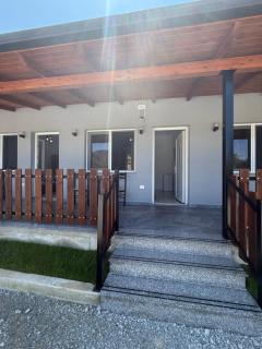 Bujtina4A Rrenc - - 7