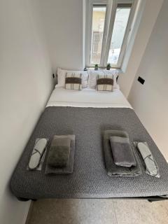 Cozy By Syros Bnb - Ermoupoli - 8