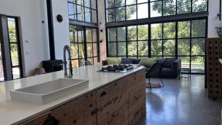 The grey house - Shomera - 8