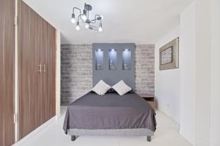 2 bedroom apartment - one block from Lleras park, P1 - Medellín - 4