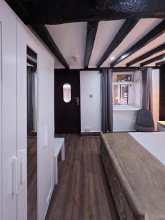 The Courtyard Lodge - Hitchin - 1