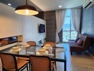 Stylish Living 2BR Suite - George Town - 6