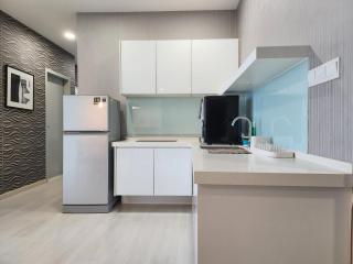 Stylish Living 2BR Suite - George Town - 2