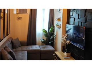 2- Bedroom Luxury Condo UnitLuxHomme - Manila - 0