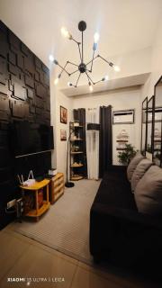 2- Bedroom Luxury Condo UnitLuxHomme - Manila - 6