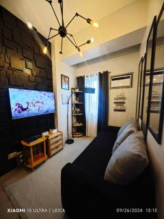 2- Bedroom Luxury Condo UnitLuxHomme - Manila - 4