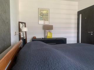 Sybill Suite - 6