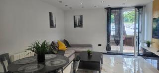Jupiter Lux Spacious Terrace & Free Parking - Nottingham - 8