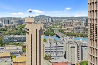 Queen's Residence - Brand New Apt on the Star BNE - 5