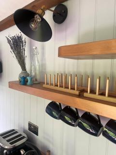 Woodside Shepherd Hut with free parking - Hawsker - 1